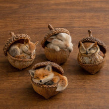 Carica l'immagine nel visualizzatore di Gallery, Amici del bosco addormentati - Incantevoli decorazioni naturali per la casa e il giardino