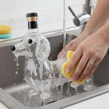 Carica l'immagine nel visualizzatore di Gallery, Bottiglia in vetro fatta a mano a forma di cane – gli amanti dei cani la adoreranno