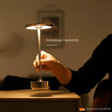 Lade das Bild in den Galerie-Viewer, EcoLume - Designer-Luxuslampe neu definiert