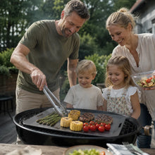 Carica l'immagine nel visualizzatore di Gallery, TitanPure Pro — Set per vassoio da griglia Camping & BBQ | Senza PFAS | Con pinza