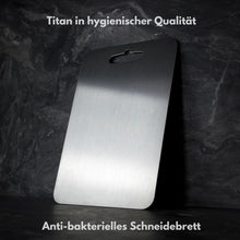 Carica l'immagine nel visualizzatore di Gallery, TitanX tagliere in 100% titanio puro
