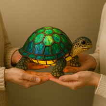 Carica l'immagine nel visualizzatore di Gallery, LeuchtSchildkröte - lampada fatta a mano che fa brillare i cuori
